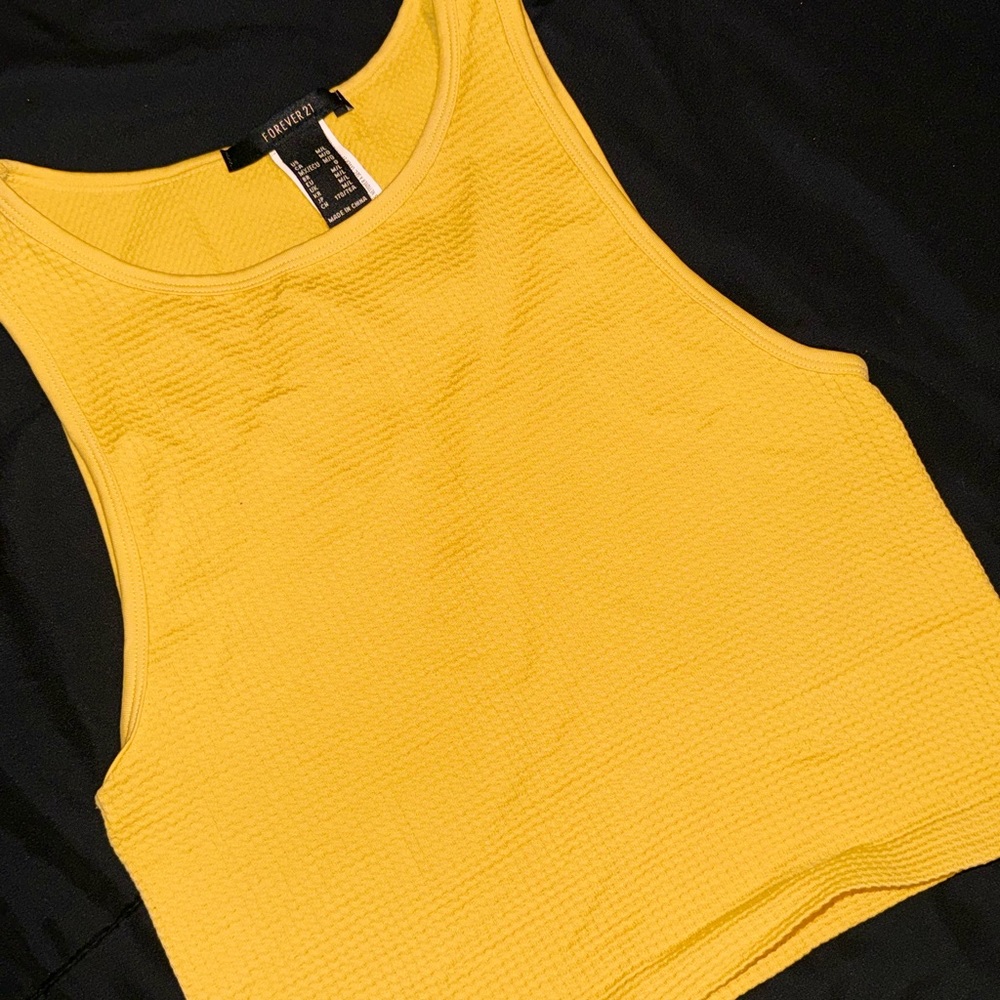 T-shirt 😍💛💛